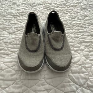 Women’s Skechers Go Walk